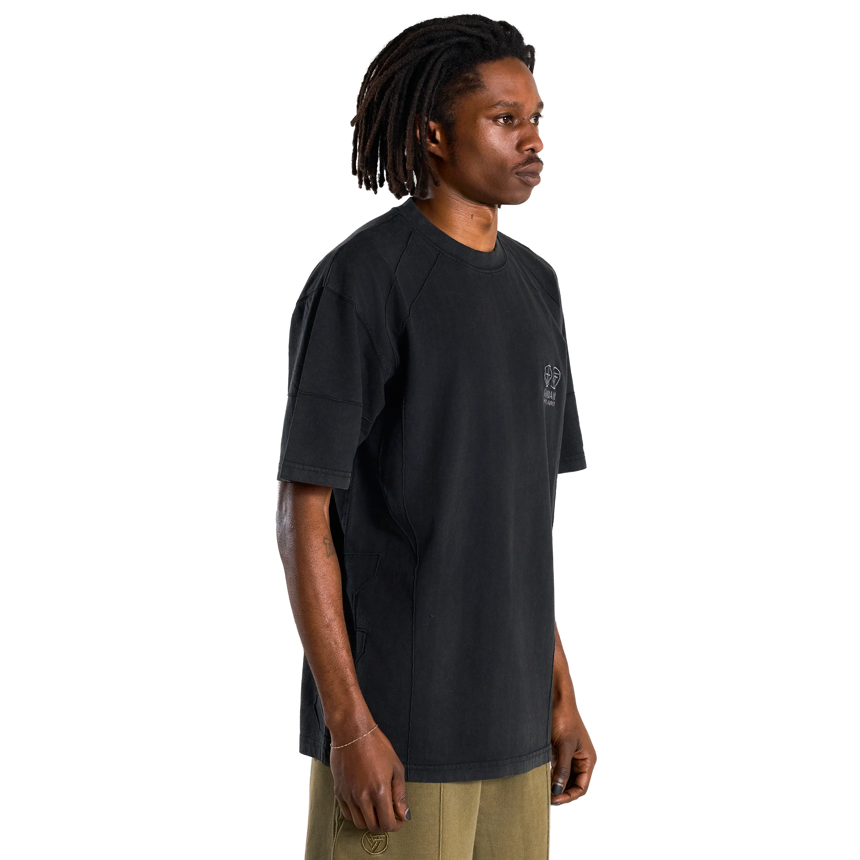 1301-gundam-flight-shirt-vintage-black-4.webp GUNDAM FLIGHT SHIRT (VINTAGE BLACK)
