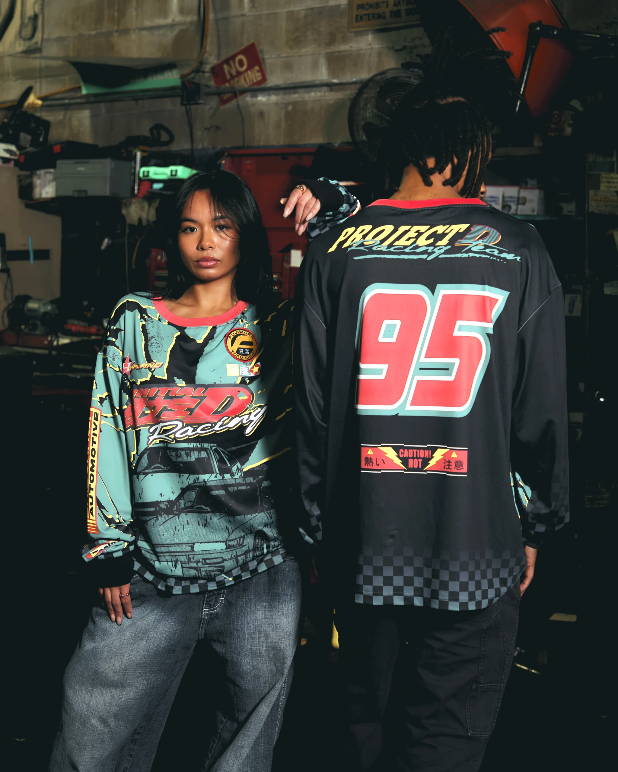1846-initial-d-moto-long-sleeve-shirt-green-3.webp INITIAL D MOTO LONG SLEEVE SHIRT (GREEN)