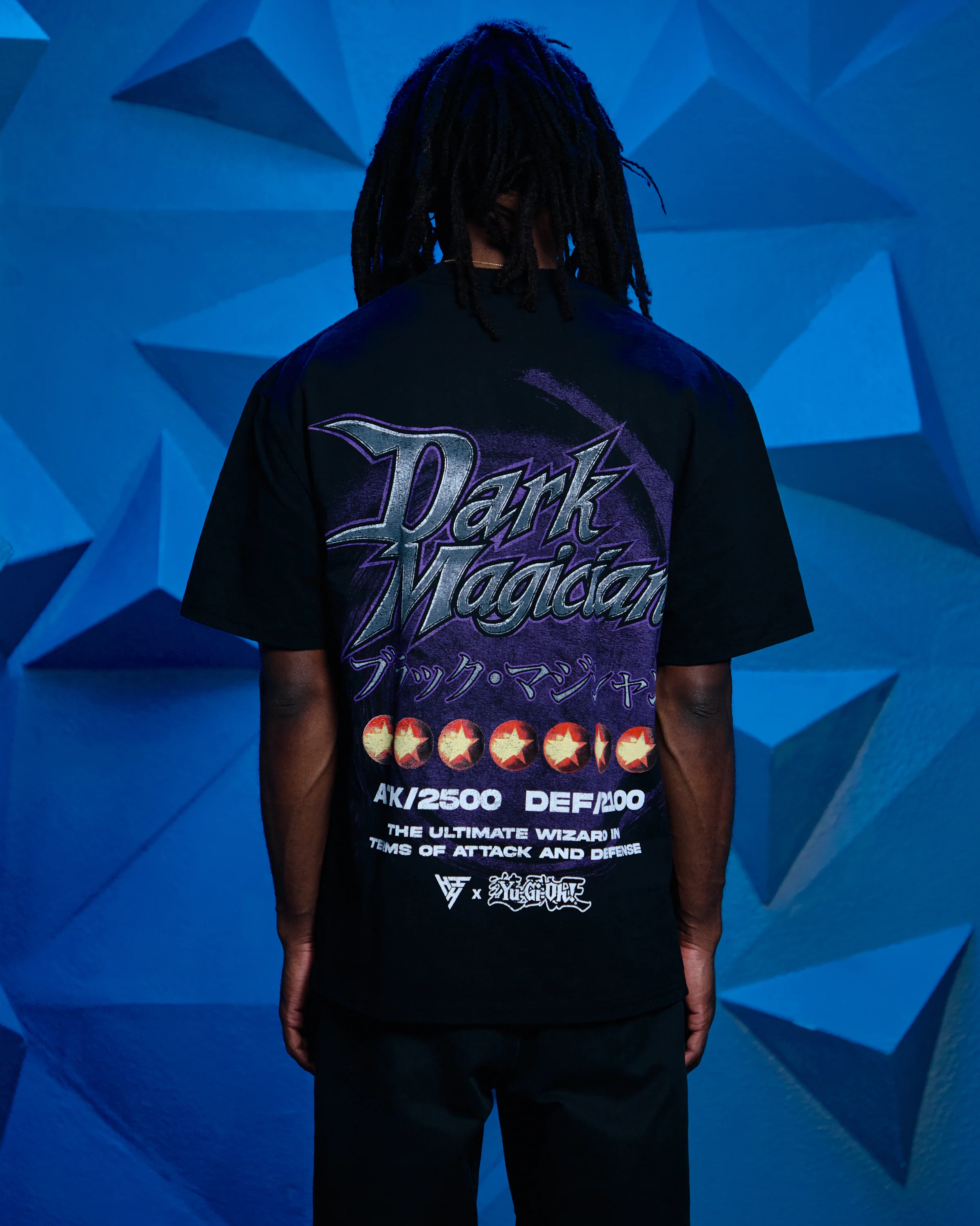 2613-yugioh-dark-magician-jumbo-print-shirt-black-4.webp YUGIOH DARK MAGICIAN JUMBO PRINT SHIRT (BLACK)